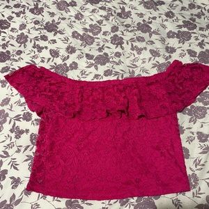 Cropped pink top